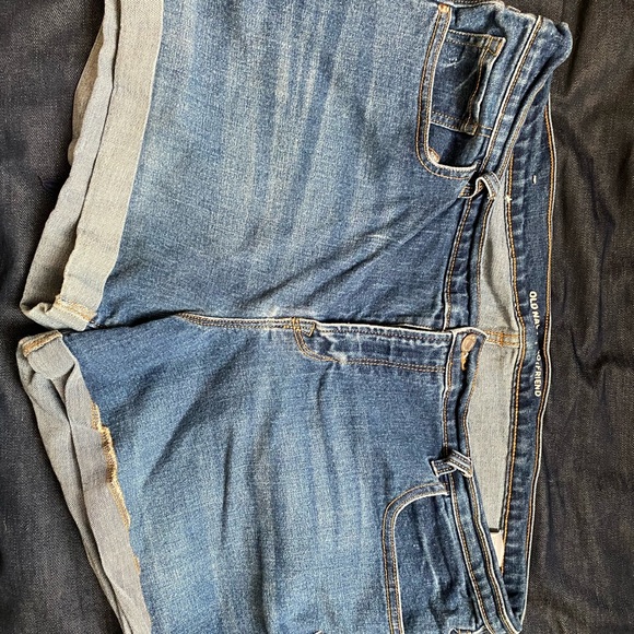 Boyfriend Jean cuffed shorts - Picture 2 of 3